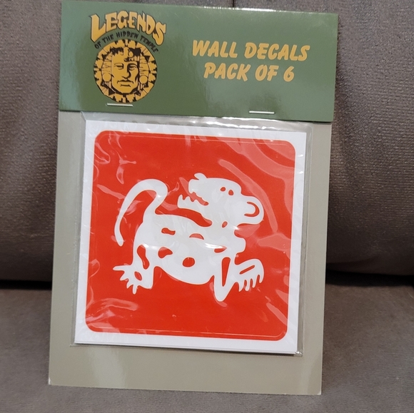 Legends of Hidden Temple Keychain & Wall Decal Set Nickbox Exclusives - Picture 4 of 5